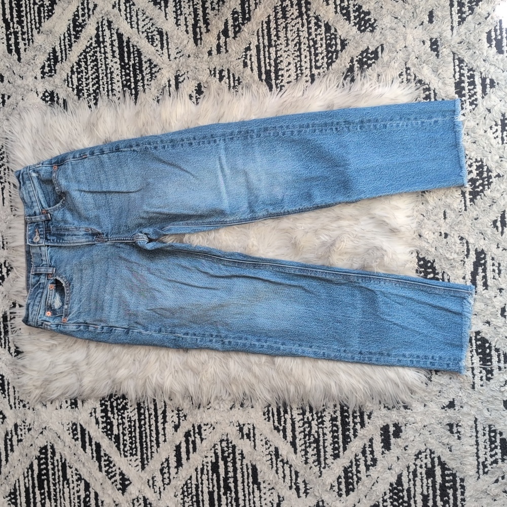 American Eagle Super High Rise Ankle Straight Jean